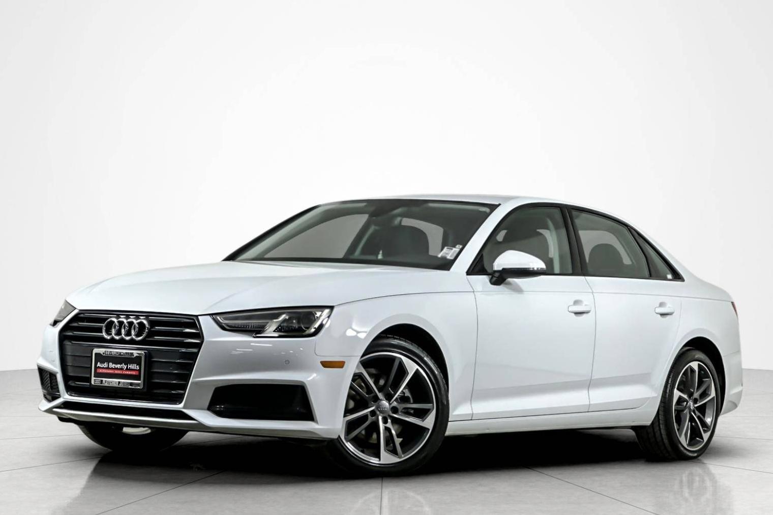 AUDI A4 2019 WAUGMAF41KN014026 image