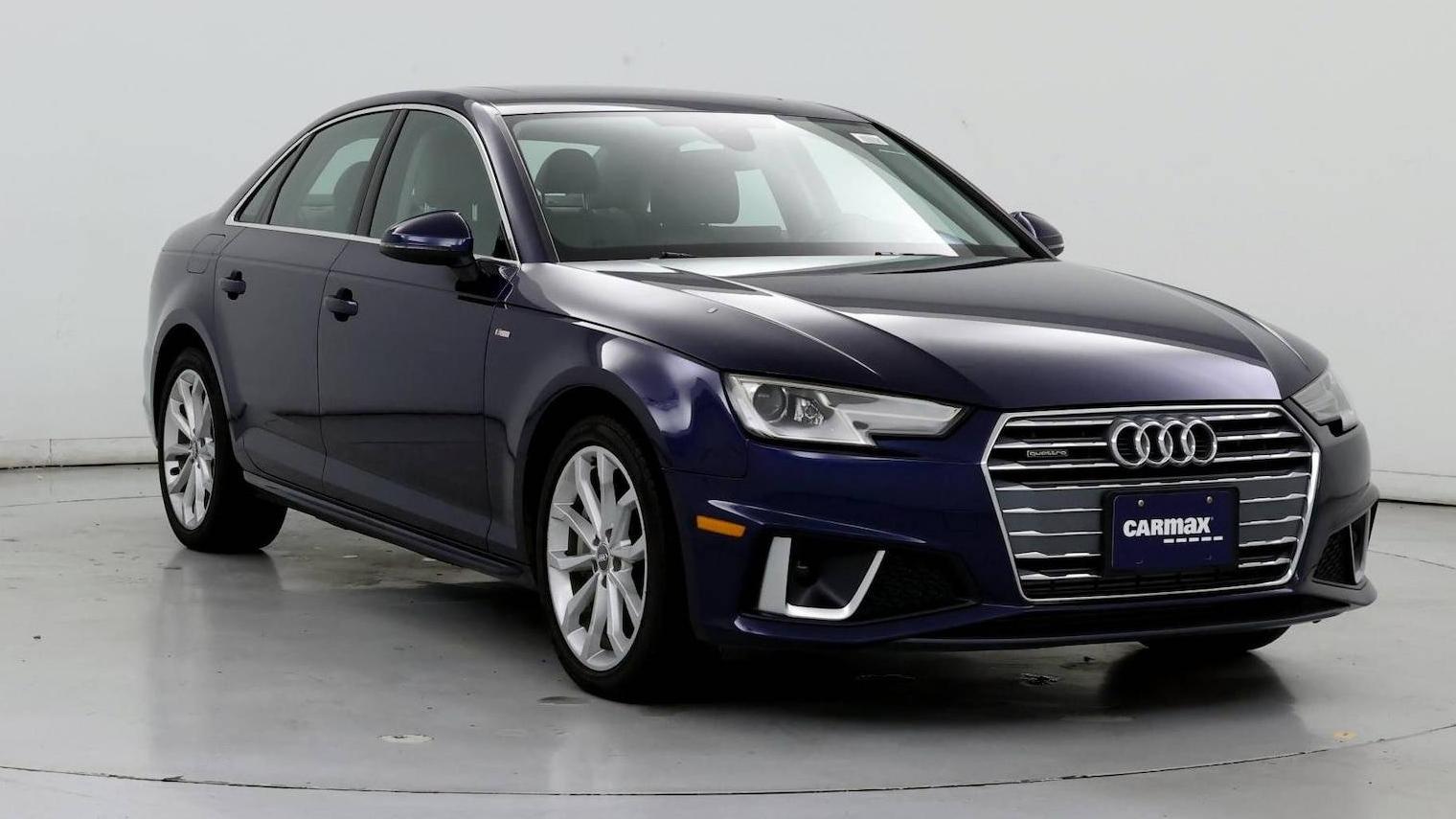 AUDI A4 2019 WAUDNAF42KA106026 image