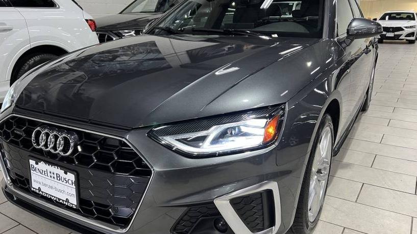 AUDI A4 2021 WAUDAAF47MA037400 image