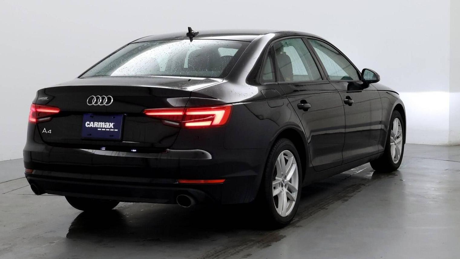 AUDI A4 2017 WAUGNAF42HN002473 image