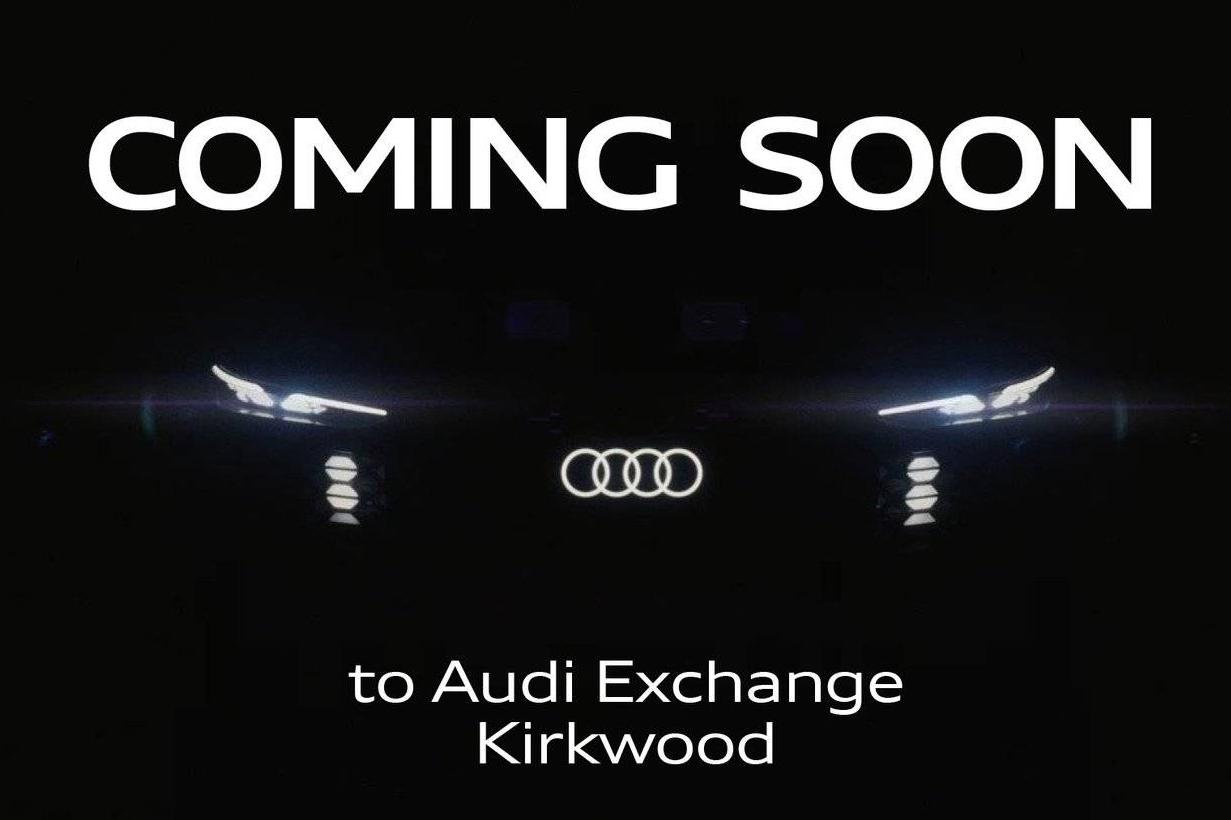 AUDI A4 2017 WAUENAF49HN013316 image