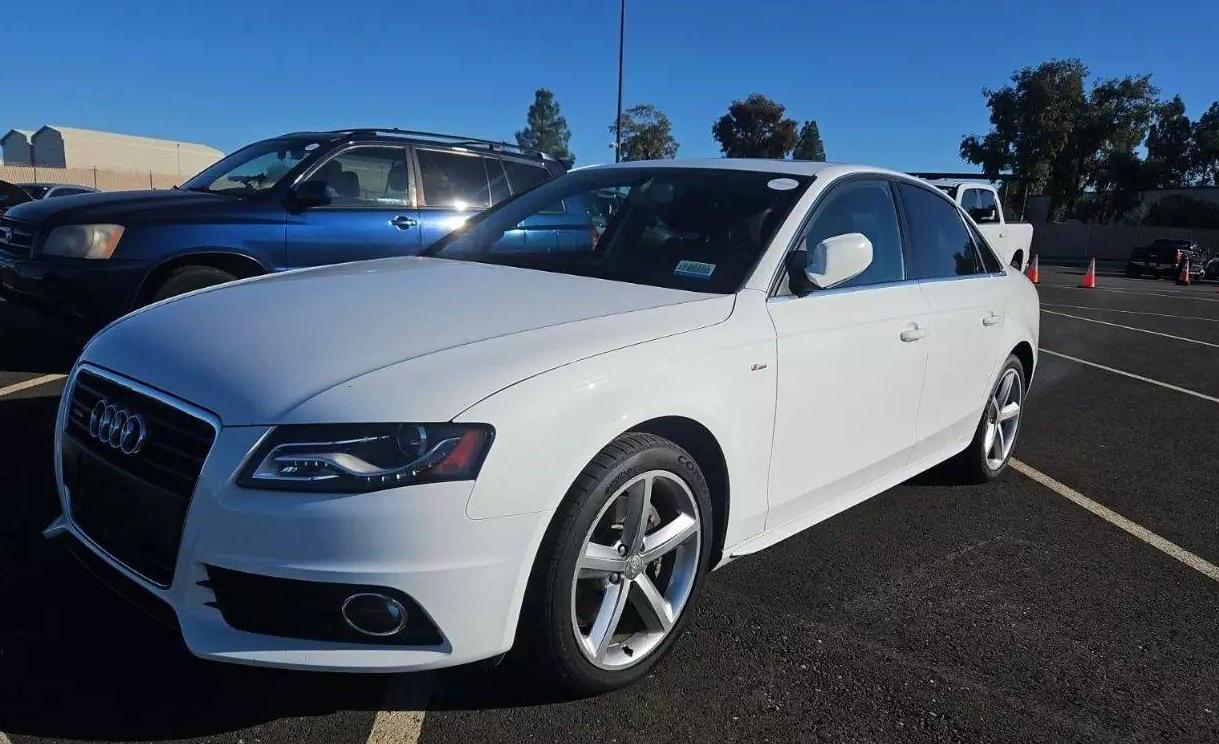 AUDI A4 2012 WAUFFAFL9CN008991 image