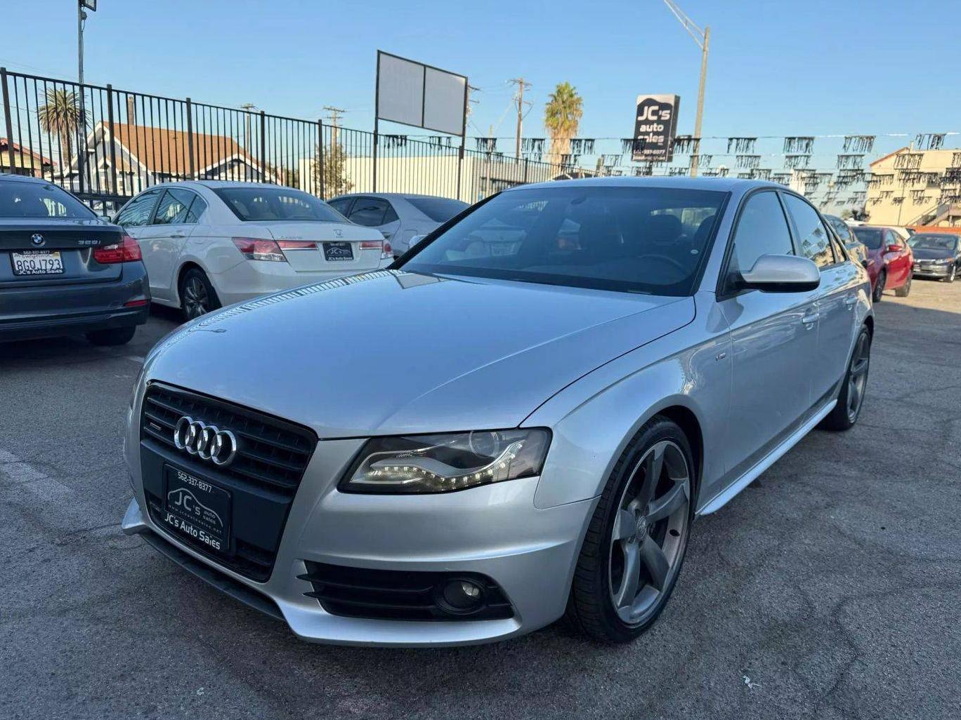 AUDI A4 2012 WAUKFAFL2CN007499 image