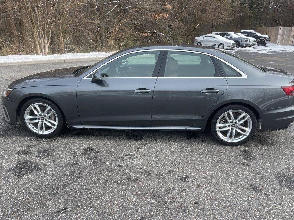 AUDI A4 2022 WAUEAAF43NN011617 image