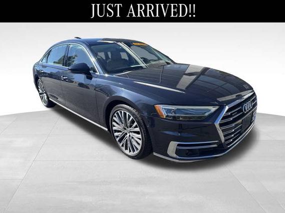 AUDI A8 2019 WAU8DAF84KN018000 image