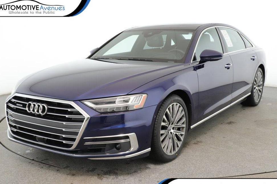 AUDI A8 2019 WAU8DAF87KN017584 image