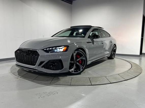 AUDI RS5 2024 WUAAWCF54RA902670 image