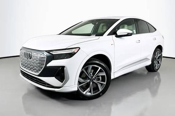 AUDI Q4 2023 WA122BFZ1PP059459 image AUDI Q4 2023 WA122BFZ1PP059459 image