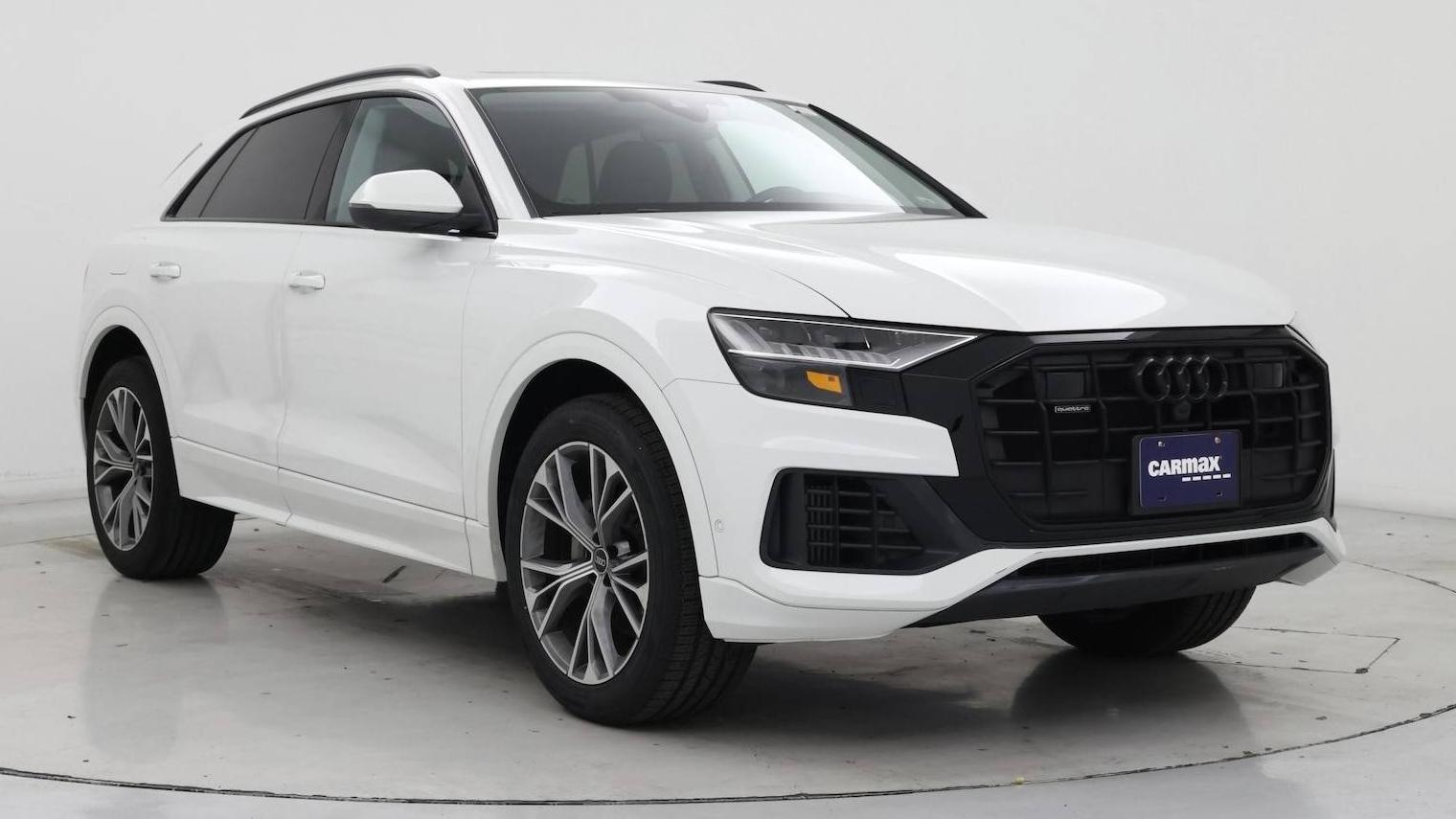AUDI Q8 2023 WA1AVBF19PD010590 image