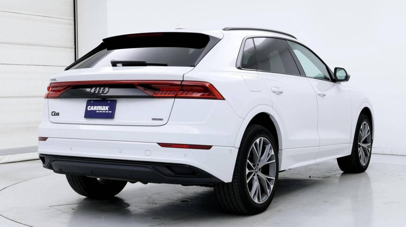 AUDI Q8 2021 WA1AVAF10MD013903 image