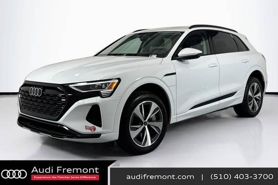 AUDI Q8 2024 WA14AAGE2RB013270 image