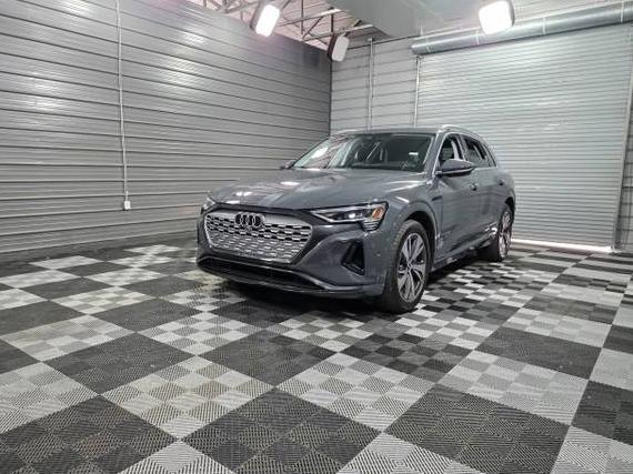 AUDI Q8 2024 WA16AAGE6RB036284 image AUDI Q8 2024 WA16AAGE6RB036284 image