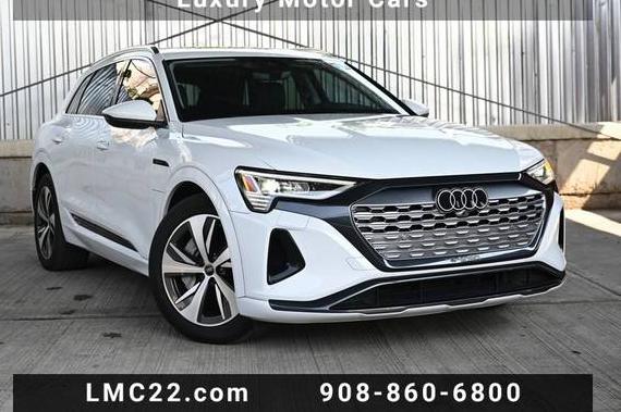 AUDI Q8 2024 WA14AAGE8RB020725 image