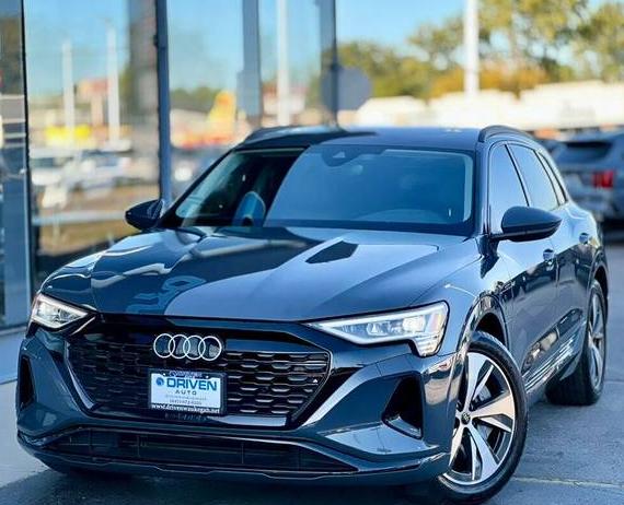 AUDI Q8 2024 WA14AAGE6RB047339 image