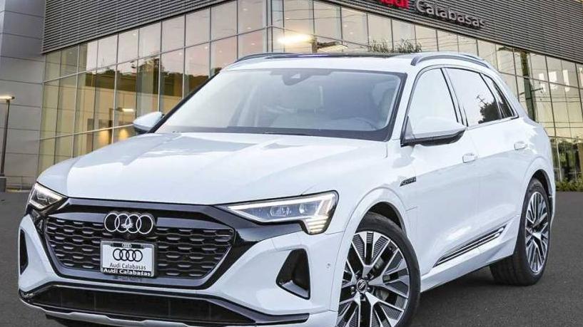 AUDI Q8 2024 WA15AAGE6RB038029 image