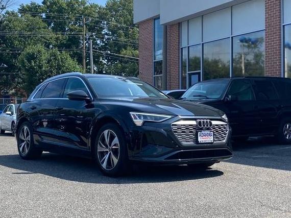 AUDI Q8 2024 WA14AAGE8RB023561 image AUDI Q8 2024 WA14AAGE8RB023561 image