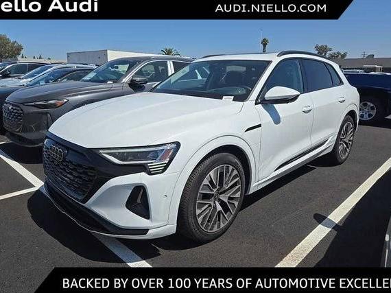 AUDI Q8 2024 WA16AAGE7RB041994 image
