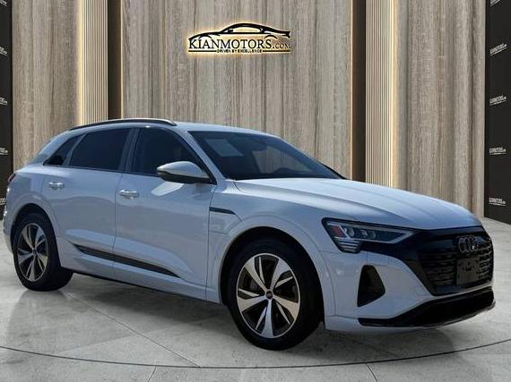 AUDI Q8 2024 WA14AAGE1RB022350 image AUDI Q8 2024 WA14AAGE1RB022350 image