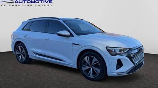 AUDI Q8 2024 WA15AAGE7RB008067 image