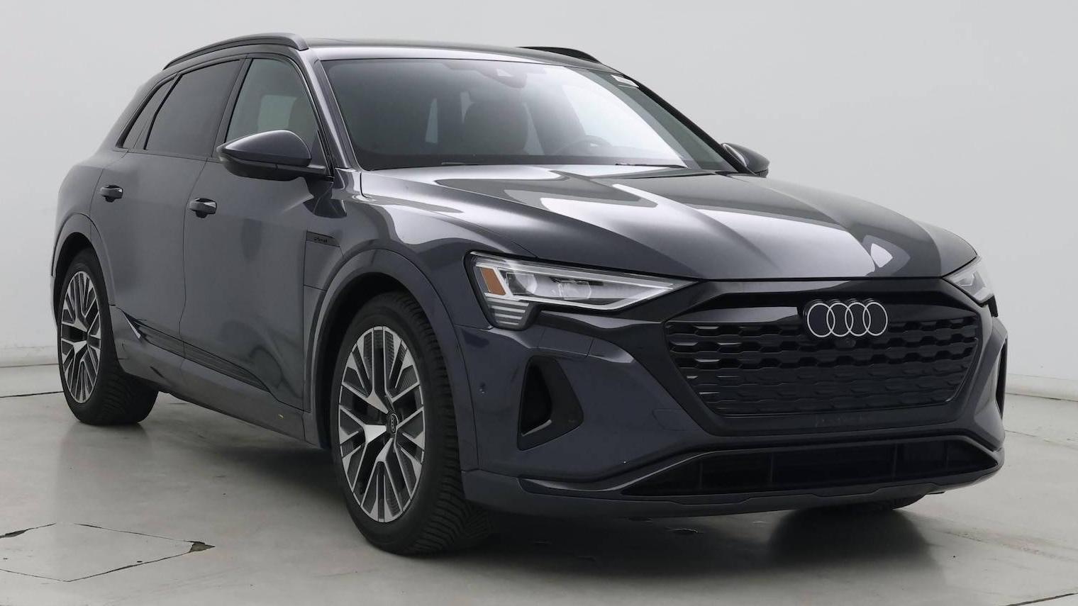AUDI Q8 2024 WA15AAGE7RB011311 image AUDI Q8 2024 WA15AAGE7RB011311 image