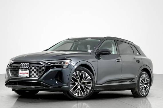 AUDI Q8 2024 WA15AAGE1RB049682 image AUDI Q8 2024 WA15AAGE1RB049682 image