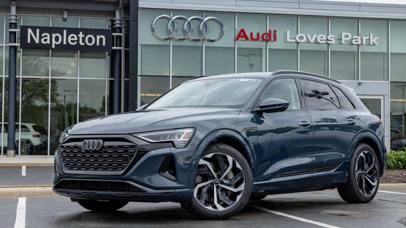 AUDI Q8 2024 WA15AAGE4RB059378 image