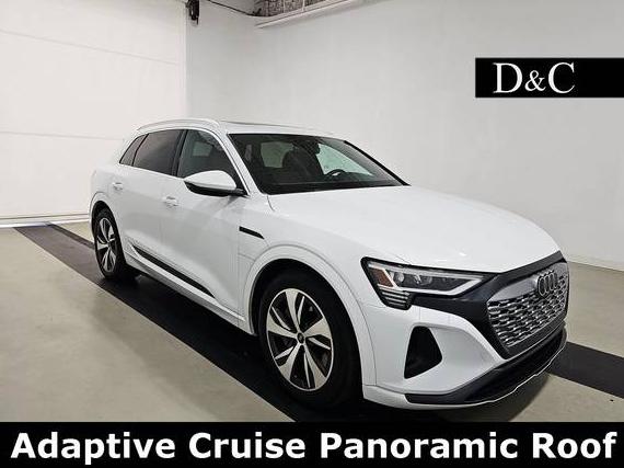 AUDI Q8 2024 WA14AAGE3RB020793 image AUDI Q8 2024 WA14AAGE3RB020793 image