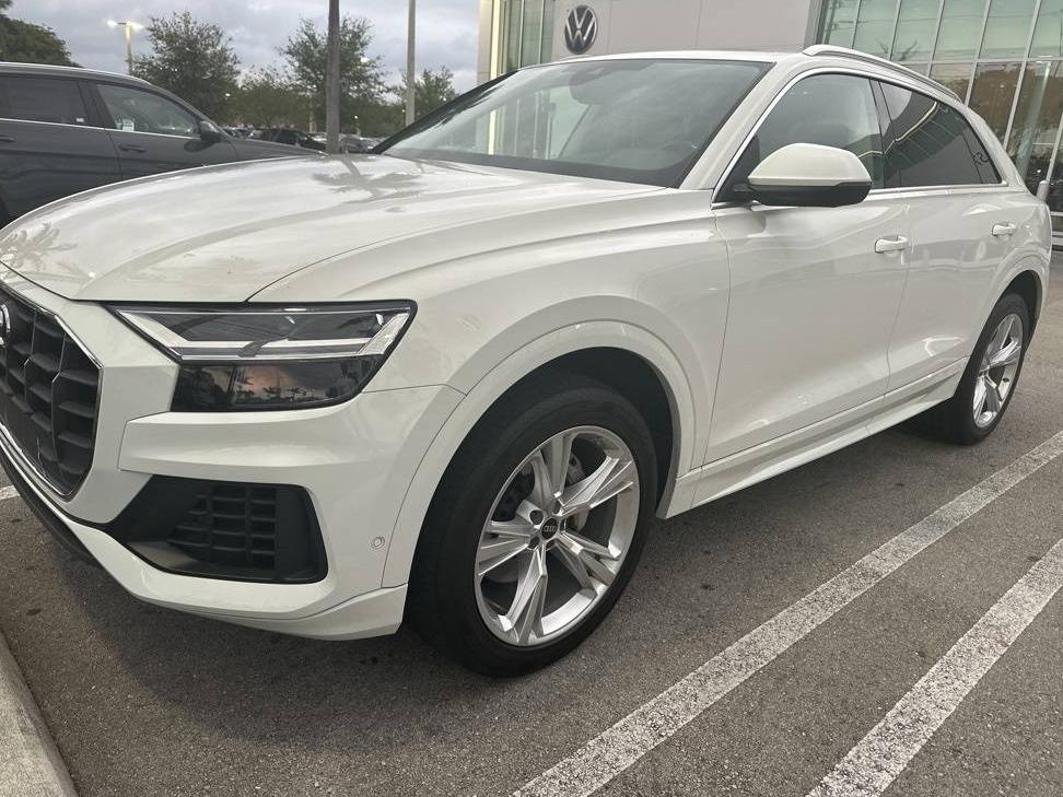 AUDI Q8 2022 WA1AVBF10ND017022 image