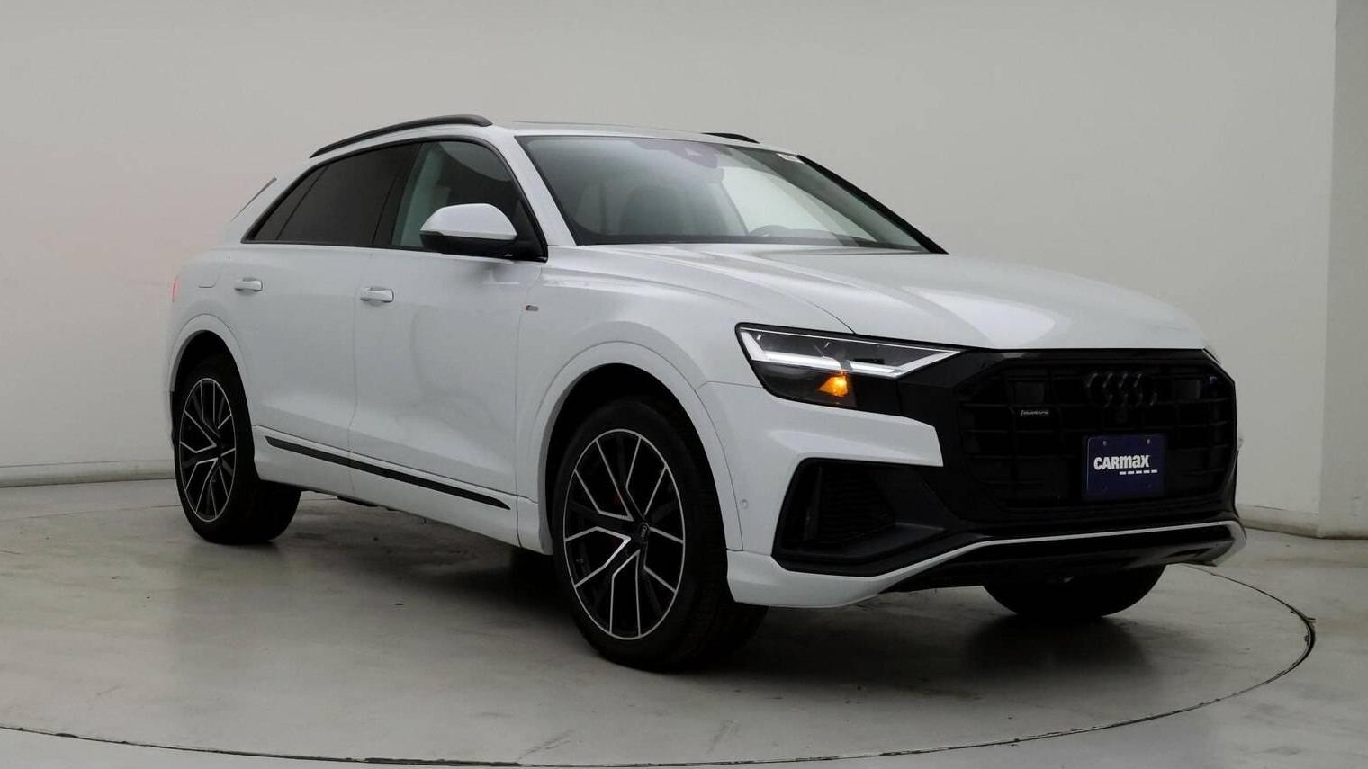 AUDI Q8 2022 WA1EVBF1XND030832 image