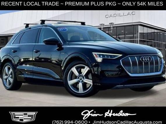AUDI E-TRON 2019 WA1LABGE8KB013846 image