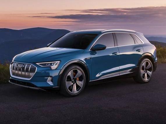 AUDI E-TRON 2019 WA1VAAGE6KB024184 image