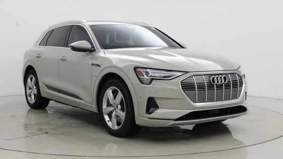 AUDI E-TRON 2019 WA1VABGE5KB015501 image