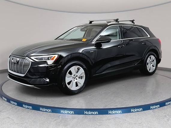 AUDI E-TRON 2019 WA1VABGE0KB015373 image