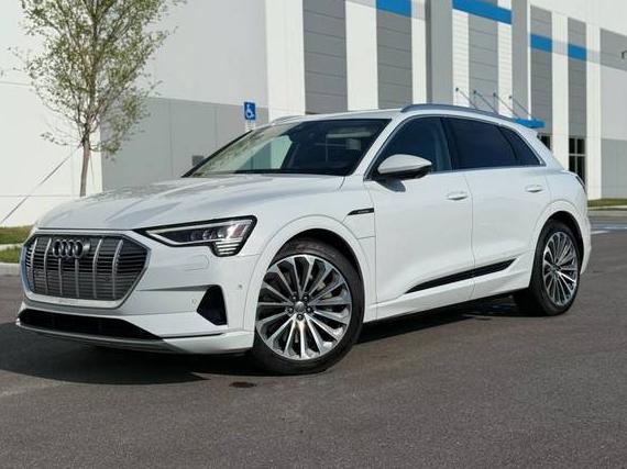 AUDI E-TRON 2019 WA1VABGEXKB024209 image