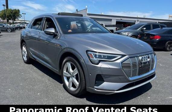 AUDI E-TRON 2019 WA1LABGE6KB012498 image