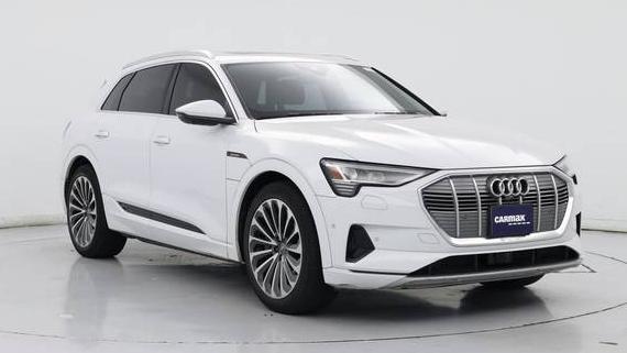 AUDI E-TRON 2019 WA1VAAGE4KB011952 image