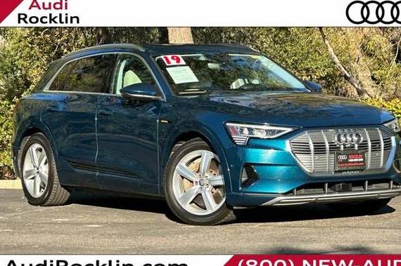 AUDI E-TRON 2019 WA1VABGEXKB013226 image