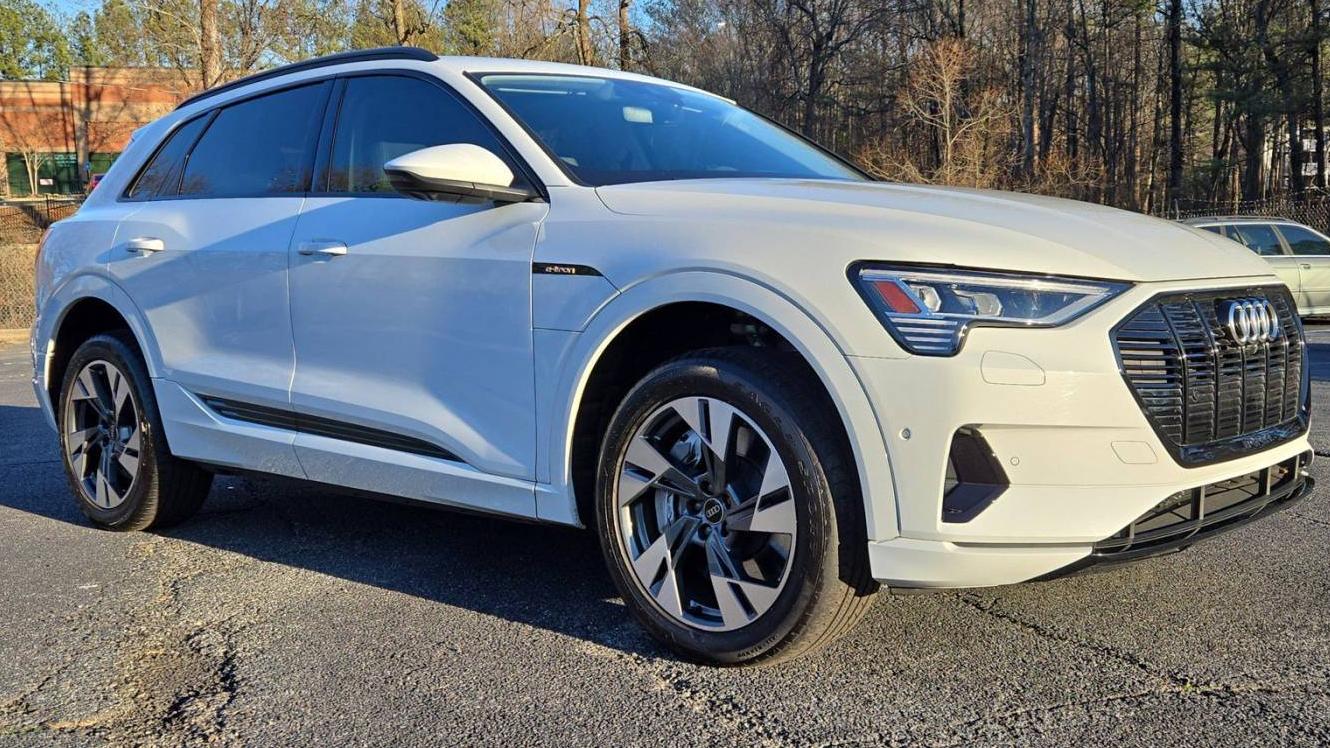 AUDI E-TRON 2021 WA1AAAGE8MB032689 image