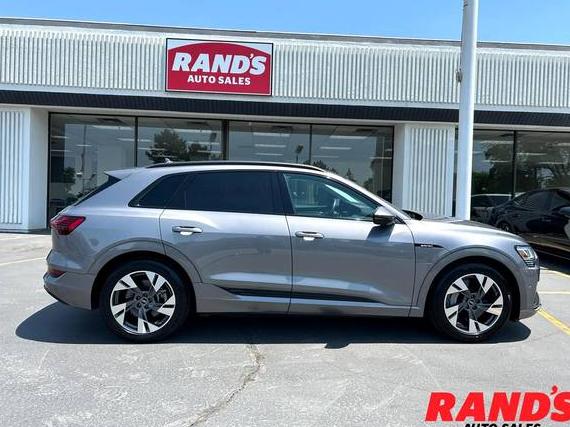 AUDI E-TRON 2022 WA1AABGE1NB023775 image