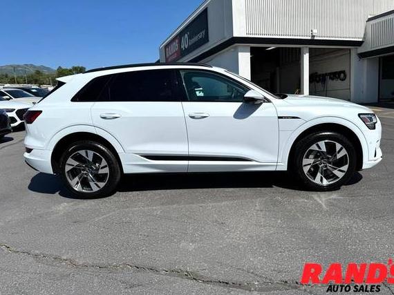 AUDI E-TRON 2022 WA1AAAGE1NB013872 image