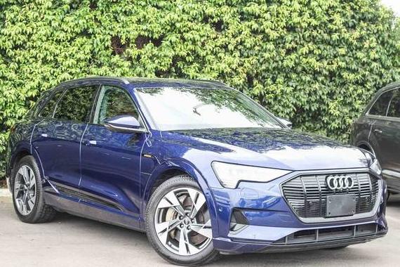 AUDI E-TRON 2022 WA1AAAGEXNB025826 image