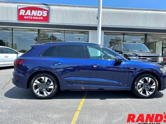 AUDI E-TRON 2022 WA1AAAGEXNB022800 image