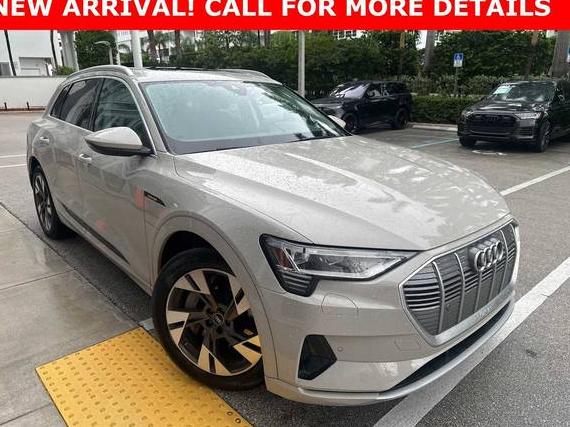 AUDI E-TRON 2022 WA1AAAGE5NB023501 image