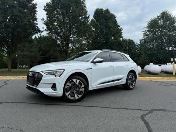 AUDI E-TRON 2022 WA1AAAGE1NB004864 image