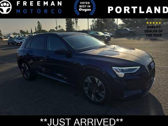 AUDI E-TRON 2022 WA1AAAGE6NB030943 image