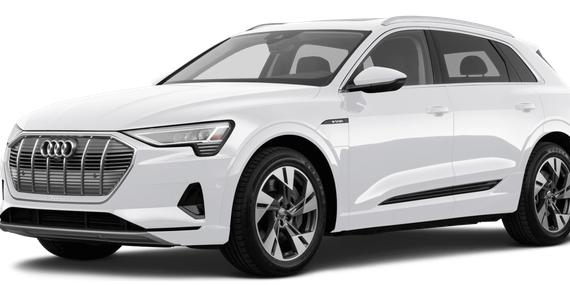 AUDI E-TRON 2022 WA1VABGE2NB024774 image