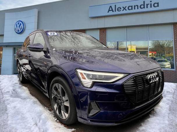 AUDI E-TRON 2022 WA1AAAGE5NB031341 image