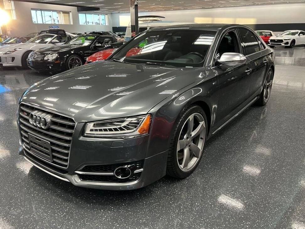 AUDI S8 2015 WAUK2AFD0FN009437 image