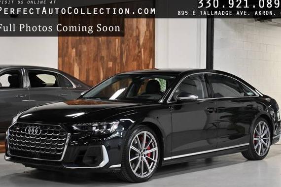 AUDI S8 2022 WAULSAF89NN001598 image