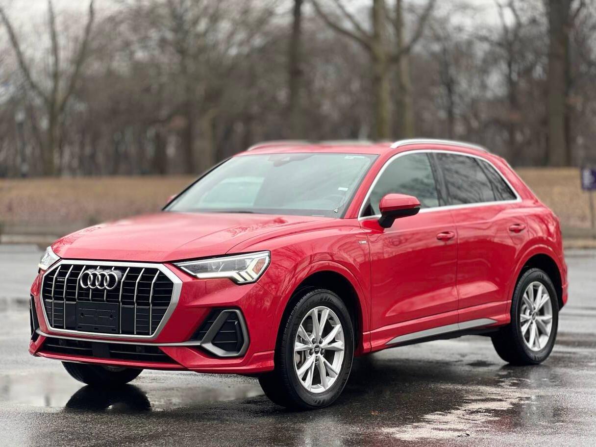 AUDI Q3 2023 WA1DECF31P1071504 image